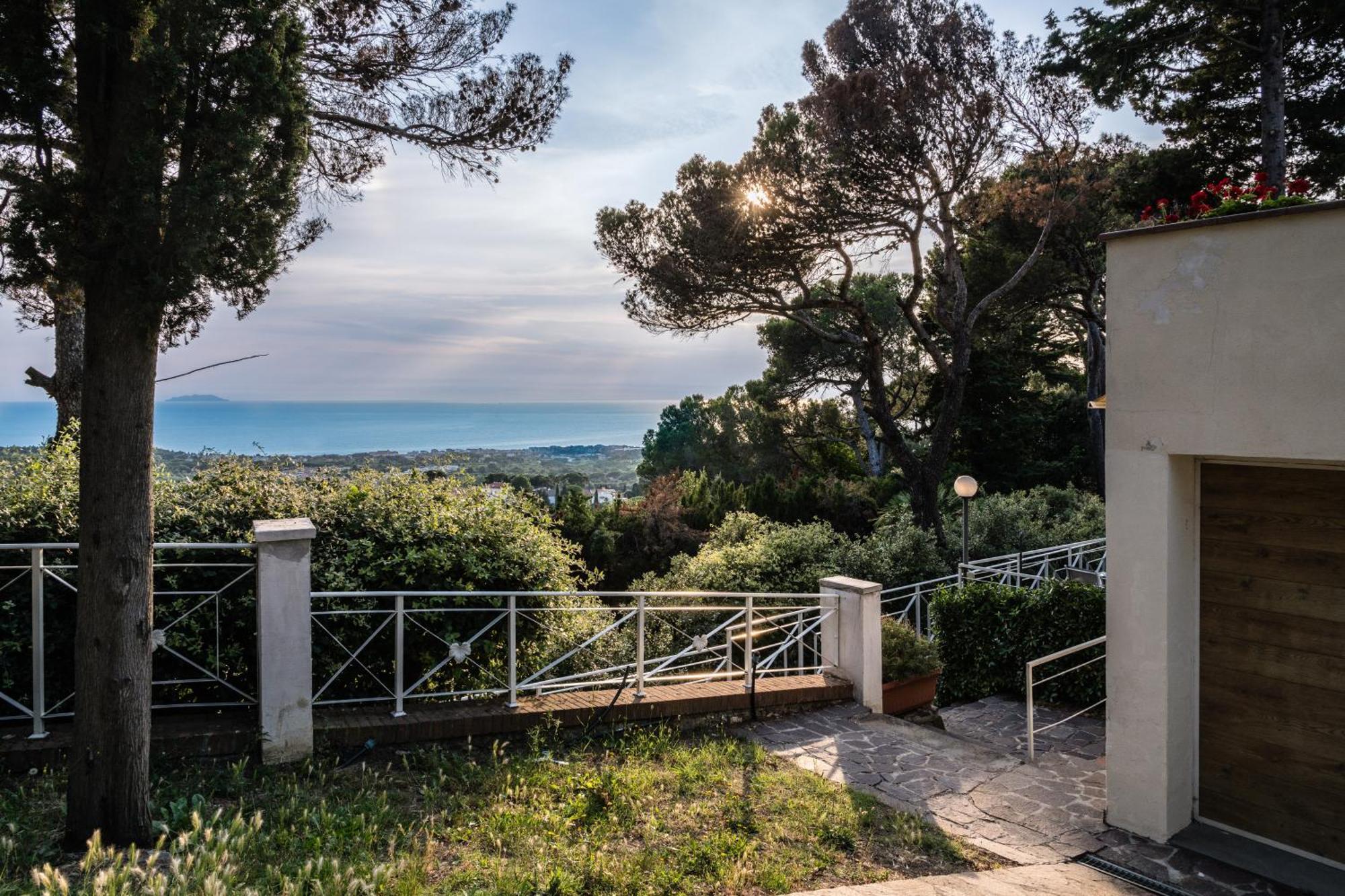 Appartamento Montenero Vista Mare Livorno Dış mekan fotoğraf